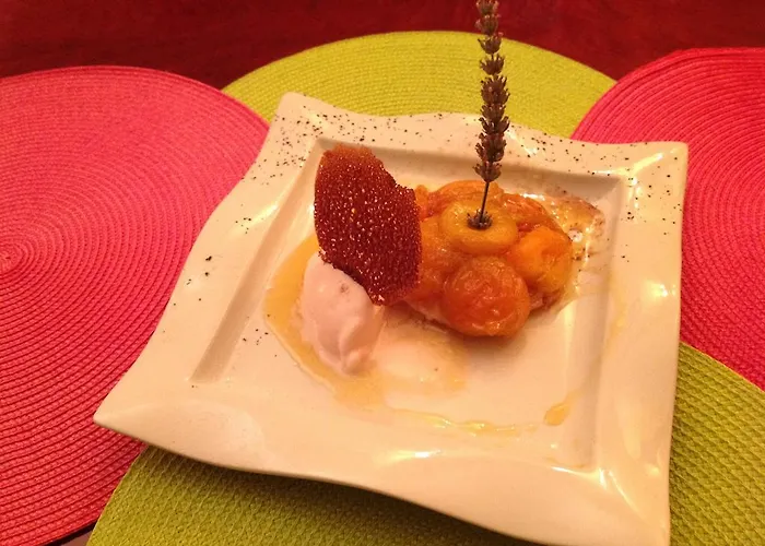 ホテル Restaurant Les Oliviers 2*