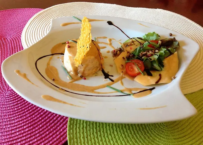 ホテル Restaurant Les Oliviers ニヨン
