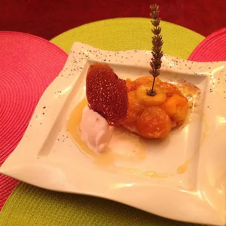 Hotel Restaurant Les Oliviers 2*